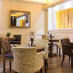 Elegance Hotel 3*