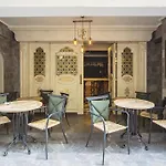 Elegance Hotel 3*