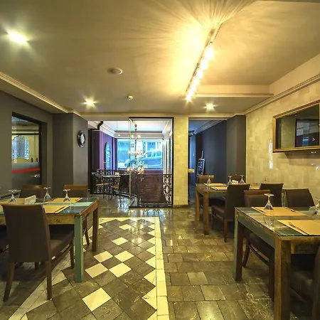 Hotel Elegance 3*