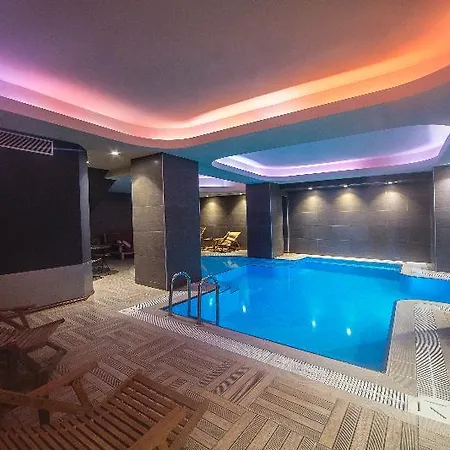 Elegance Hotel