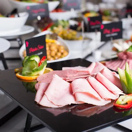 ホテル Elegance 3*