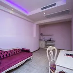 Elegance Ξενοδοχείο 3*